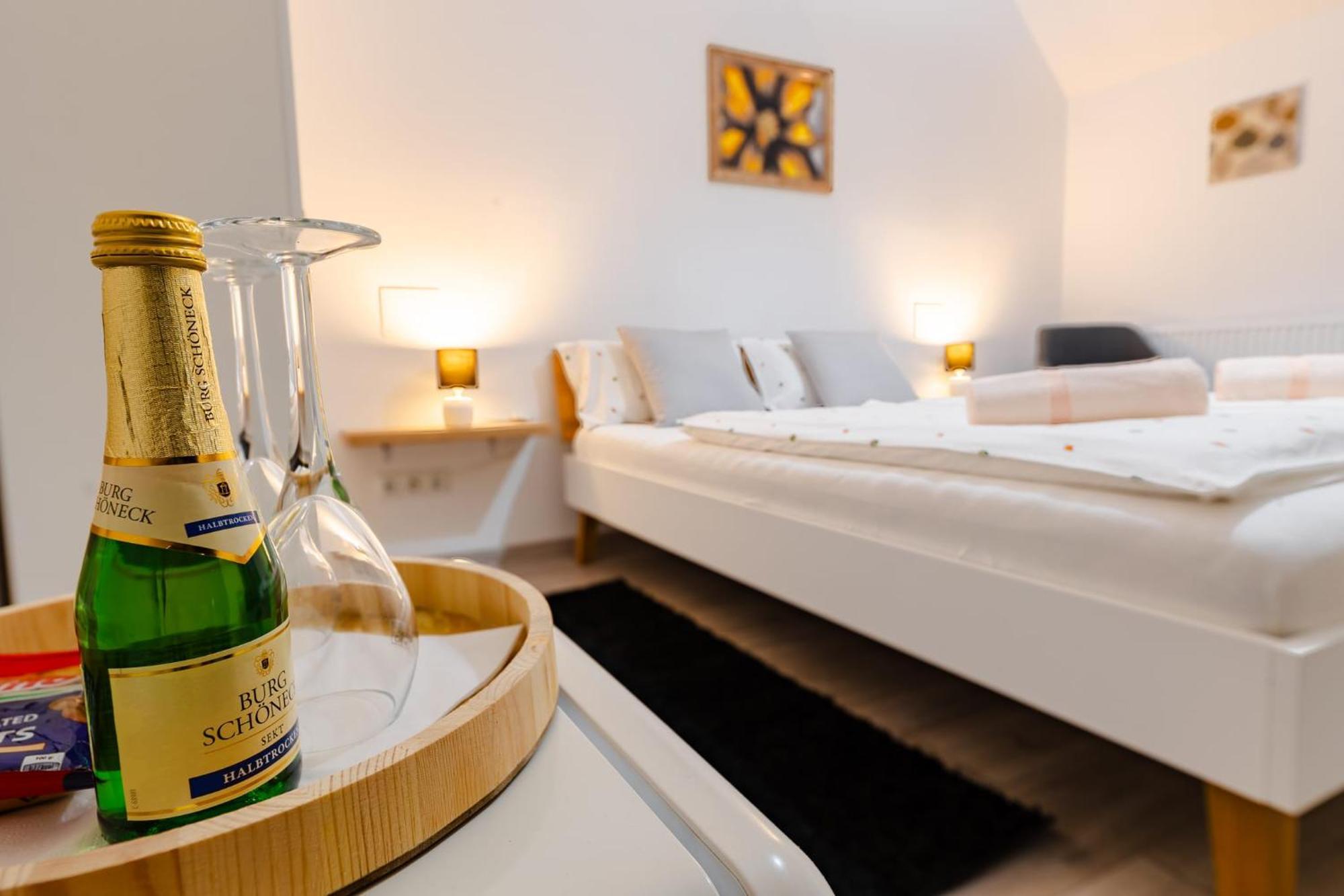 Hotel Christian Haus Sibiu Extérieur photo
